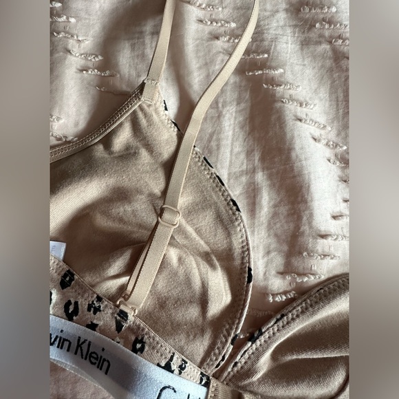 CK Bralette NWT - Picture 5 of 5